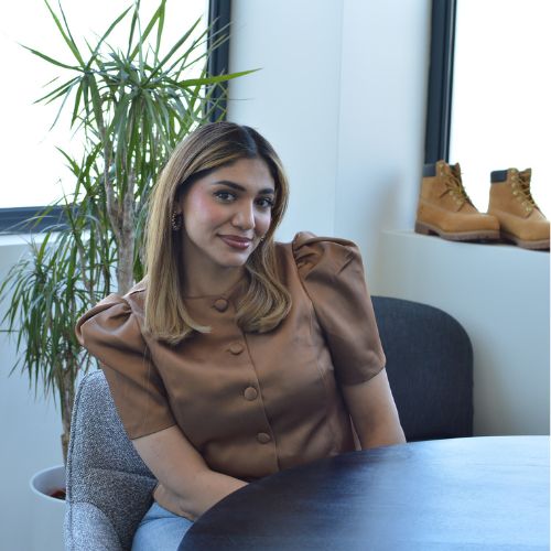 Azheen | E-Commerce-Praktikant