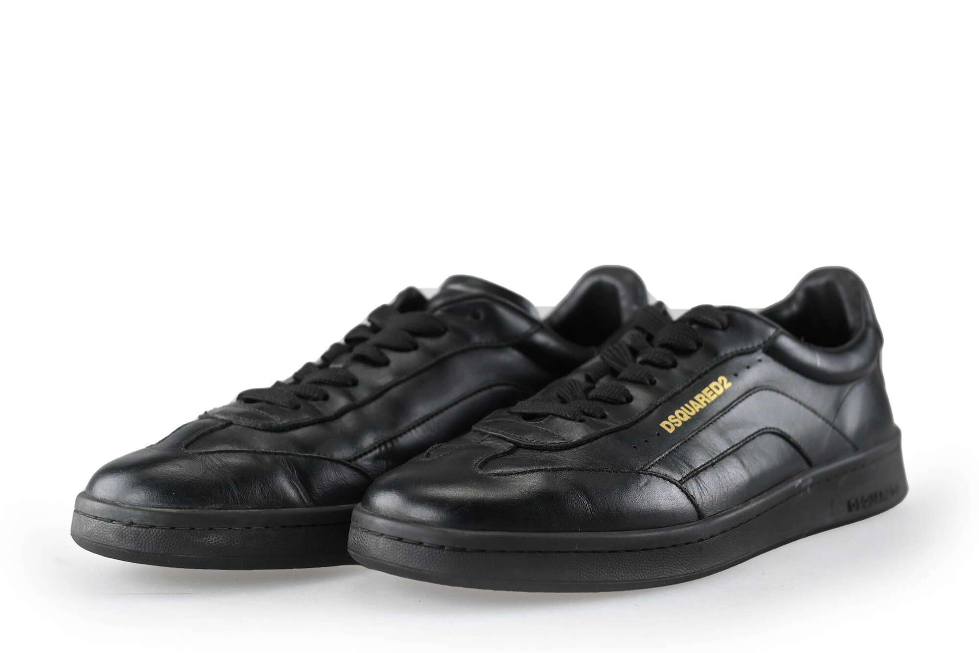 Dsquared2 Sneakers in de kleur zwart maat 42 Refurbished by