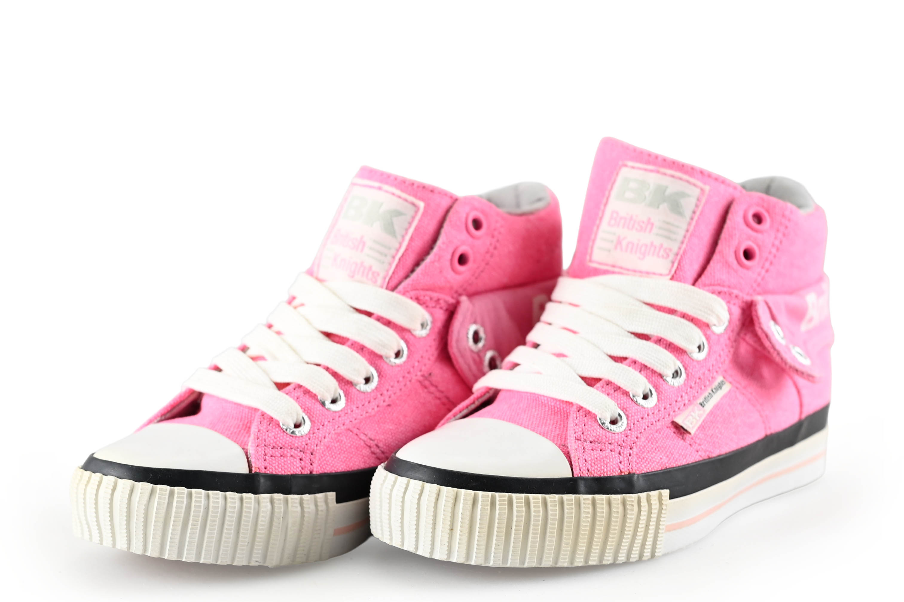 KnightA『2022Summer』 MOMO Black Knight BD CB72.3 5/114.3 17x7.5 ET42 Jante