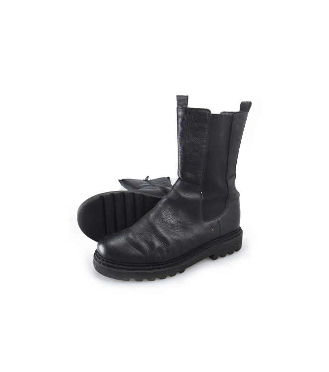 Omoda Chelsea boots