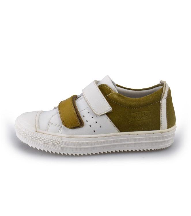 AP Sneaker