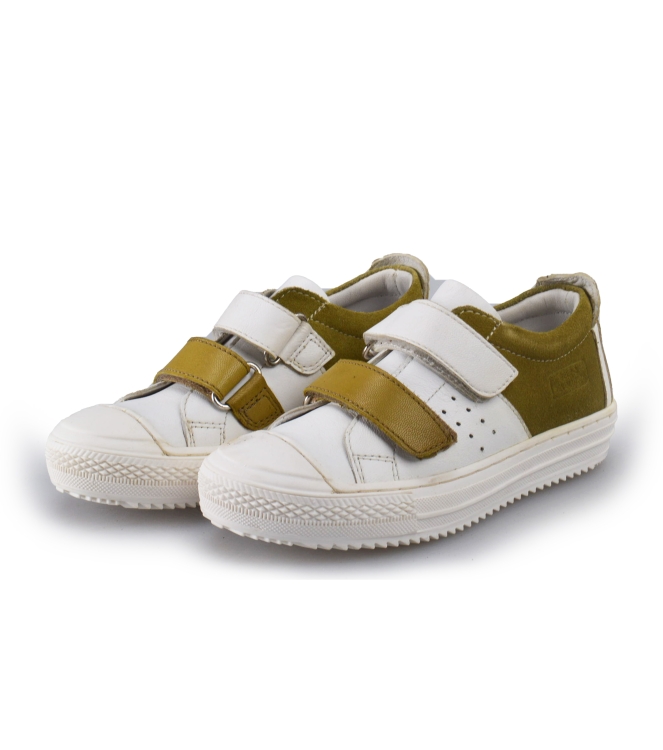 AP Sneaker