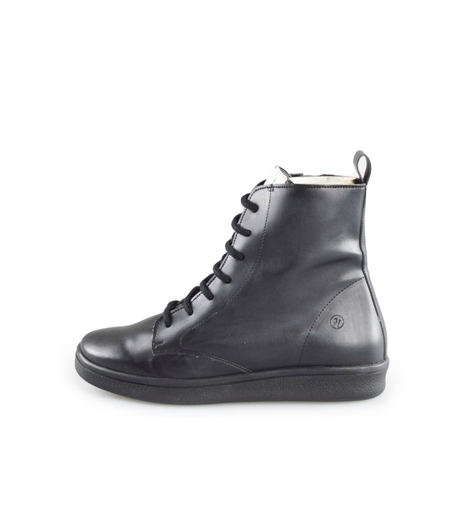 Midori Schnürstiefel