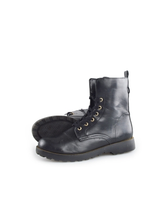 Guess Schnürstiefel