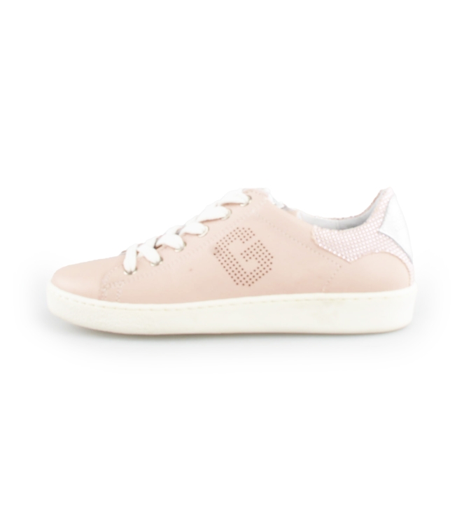 Giga Sneaker