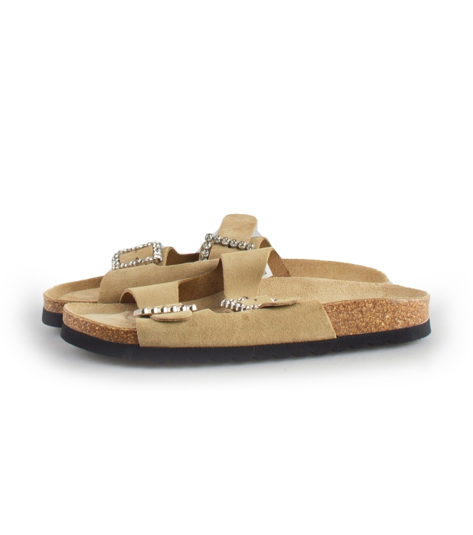 Ann Rocks Flip-Flops