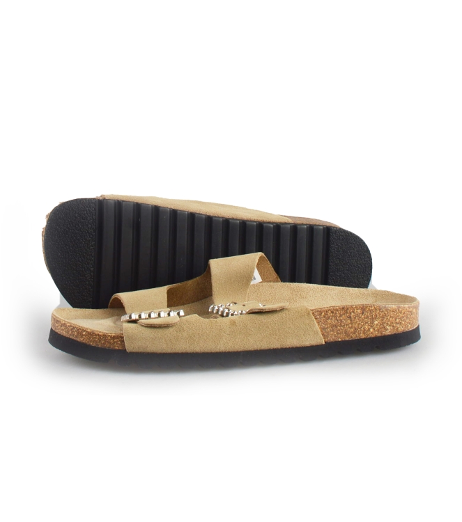 Ann Rocks Flip-Flops