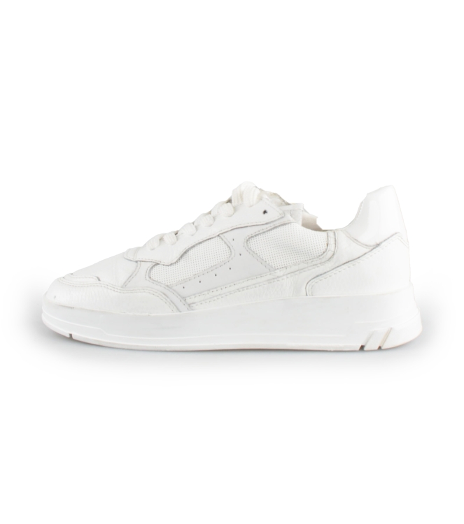 Omoda Sneaker