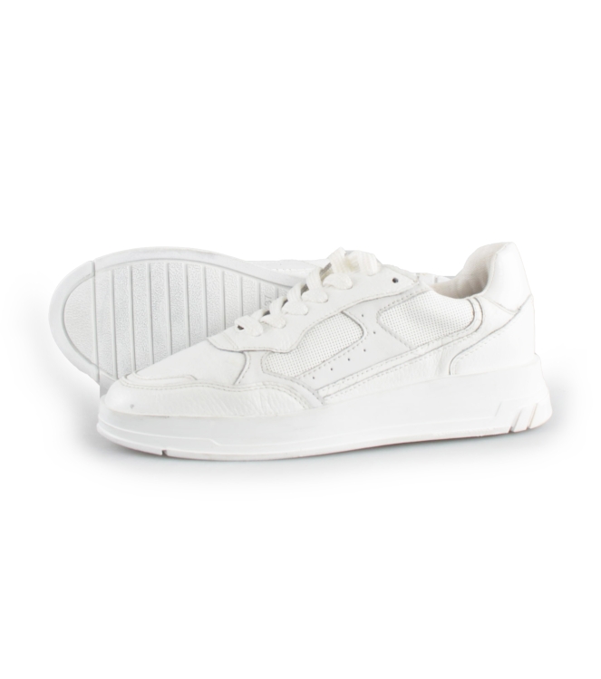 Omoda Sneaker