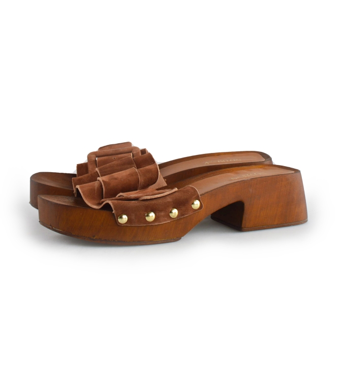Notre-V Flip-Flops