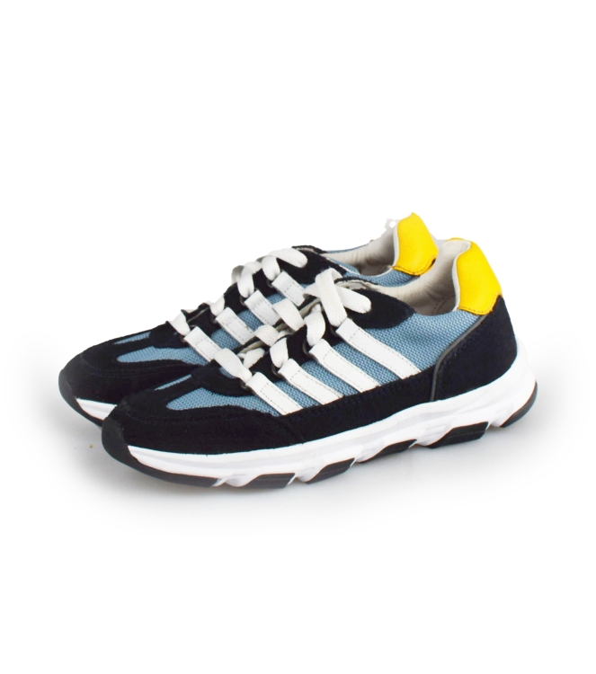 DSTRCT Sneaker