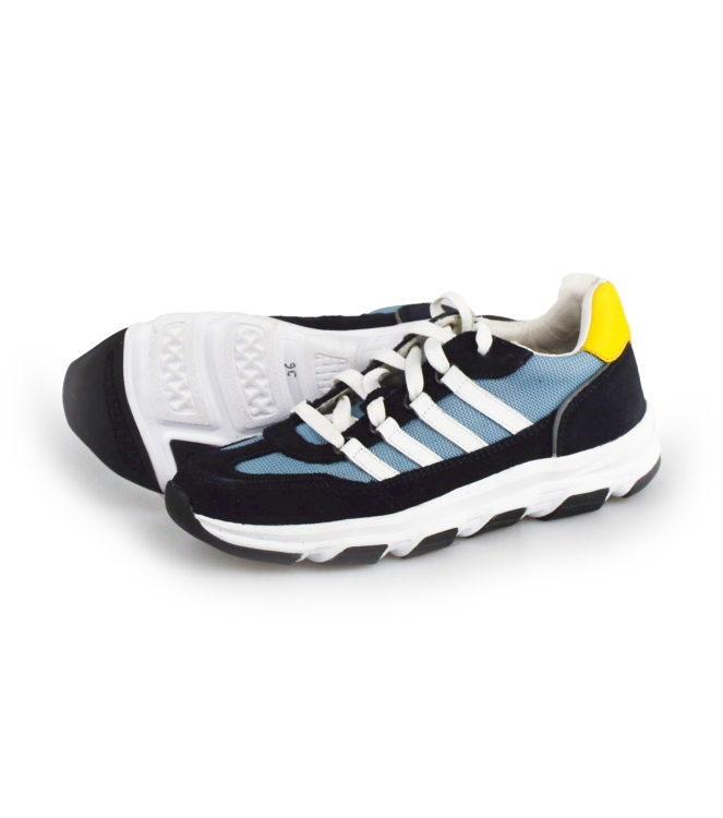 DSTRCT Sneaker