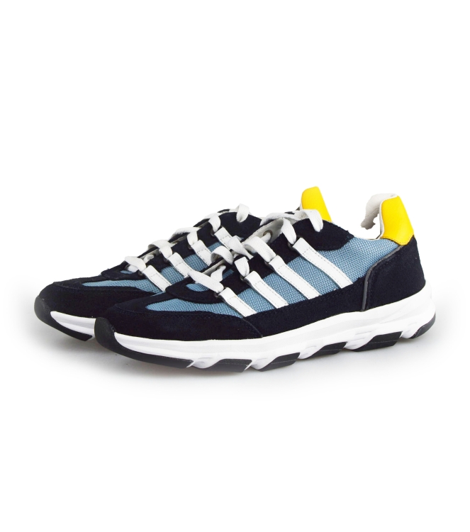 DSTRCT Sneaker
