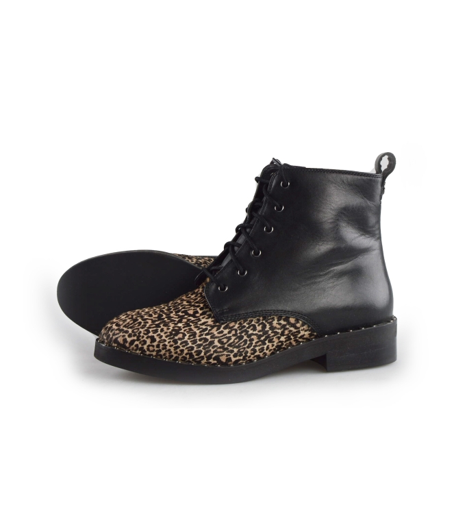 Maruti Schnürstiefel