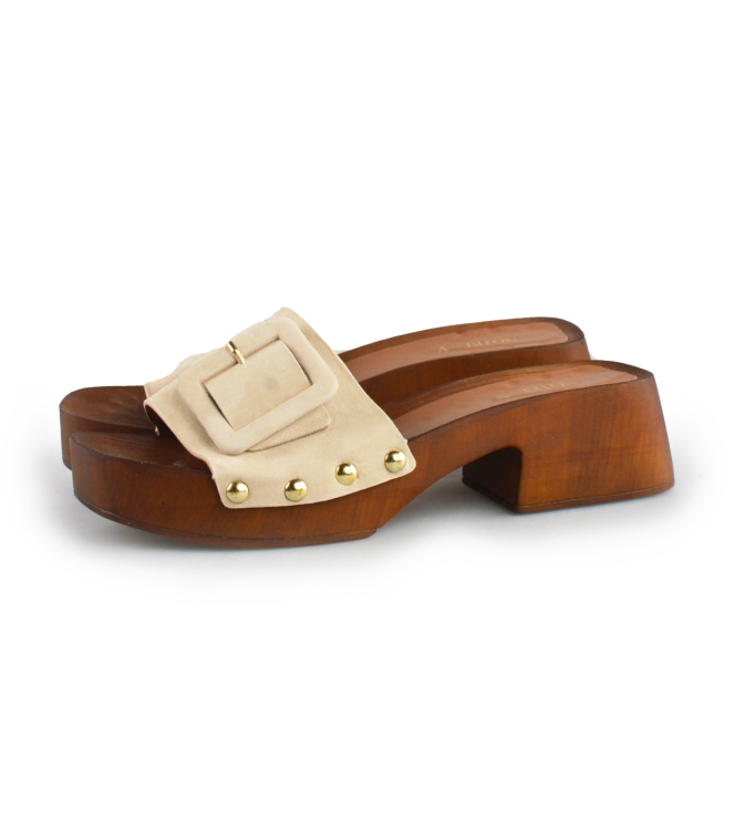 Notre-V Flip-Flops