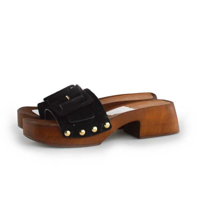 Notre-V Flip-Flops