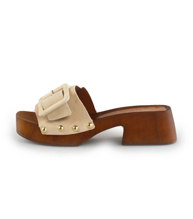 Notre-V Flip-Flops