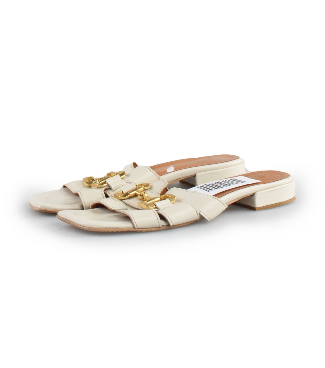 Notre-V Flip-Flops