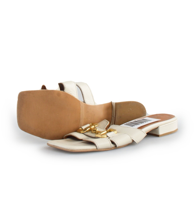 Notre-V Flip-Flops