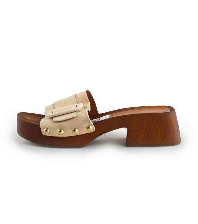 Notre-V Flip-Flops