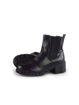 Bluebox Chelsea boots