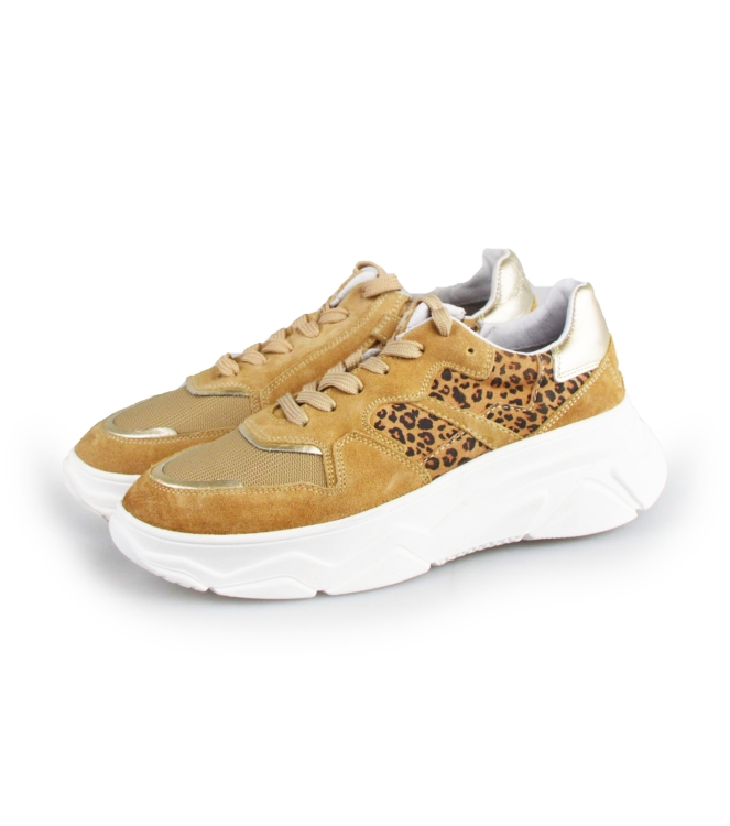 DSTRCT Sneaker