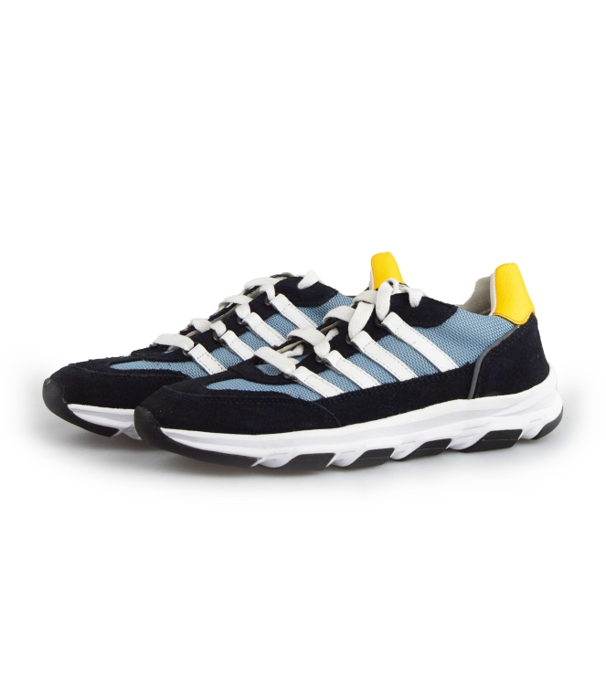 DSTRCT Sneaker