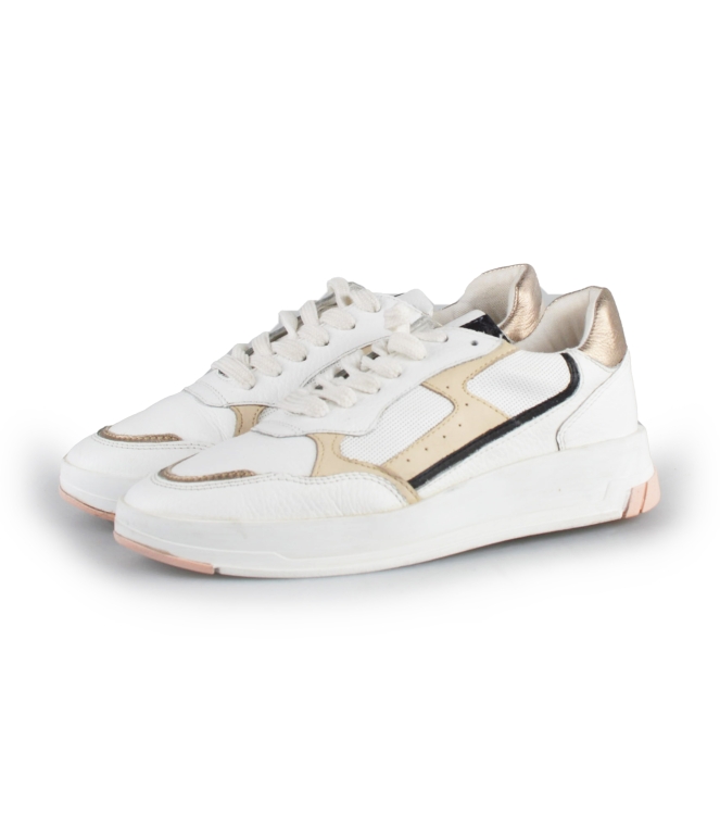 Omoda Sneaker