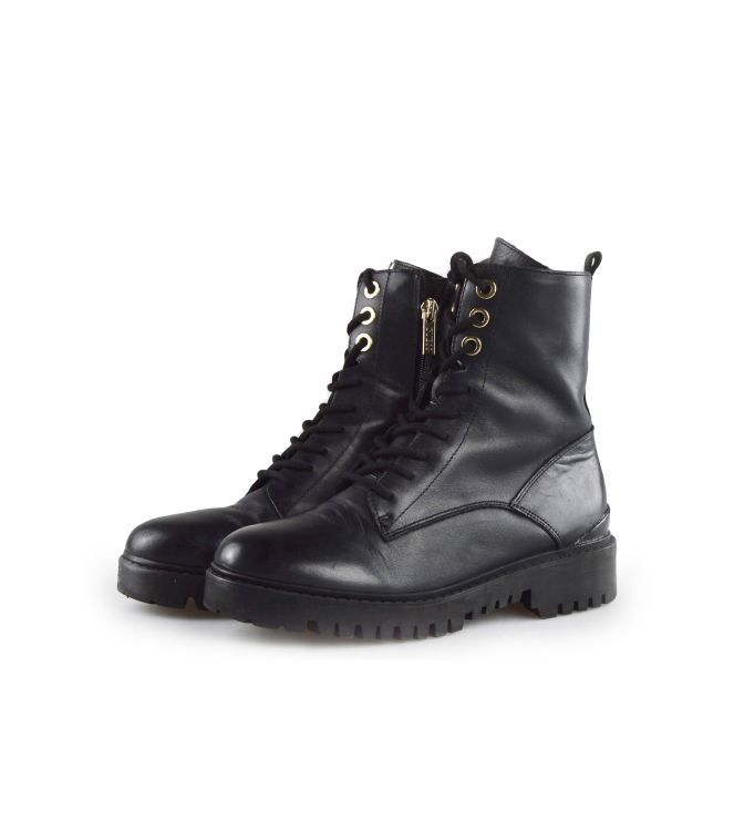 Guess Schnürstiefel