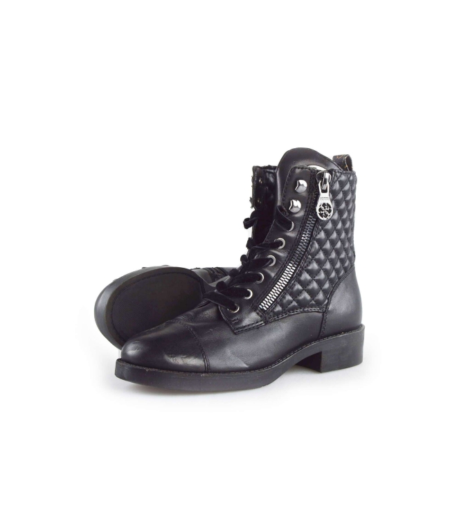 Guess Schnürstiefel