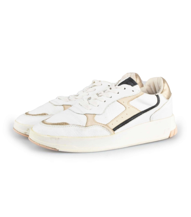 Omoda Sneaker