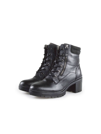 Mustang Schnürstiefel Schwarz 188303