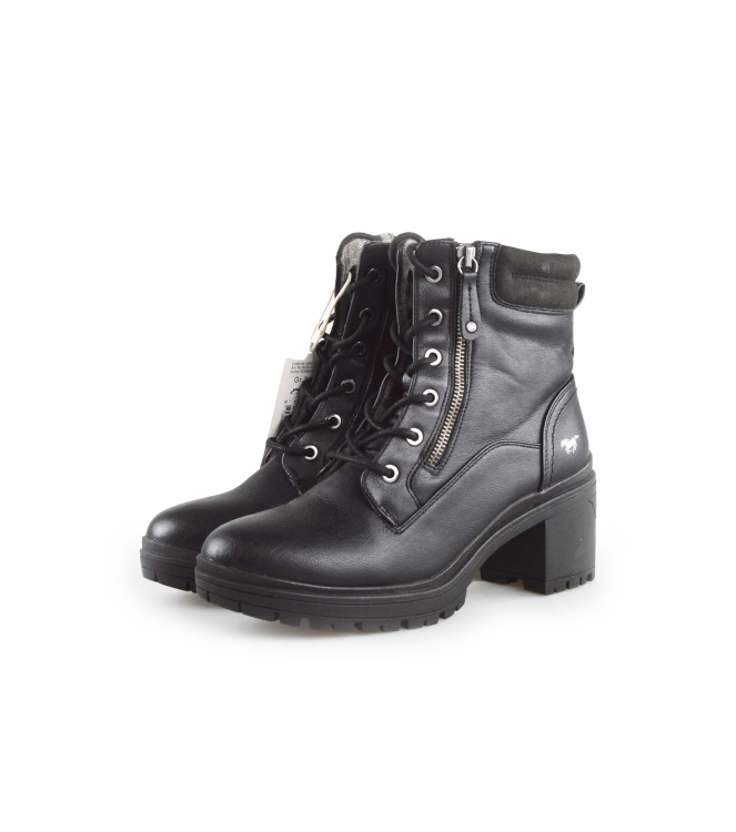 Mustang Schnürstiefel
