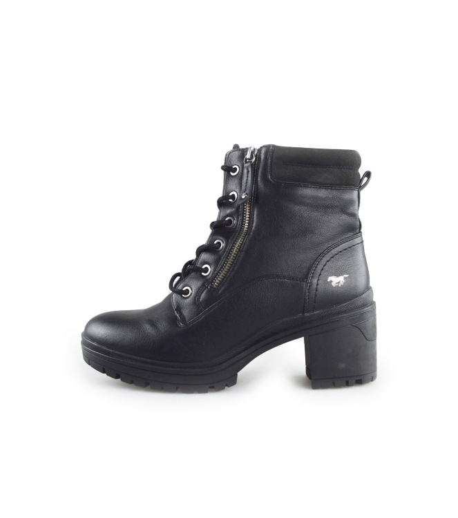 Mustang Schnürstiefel