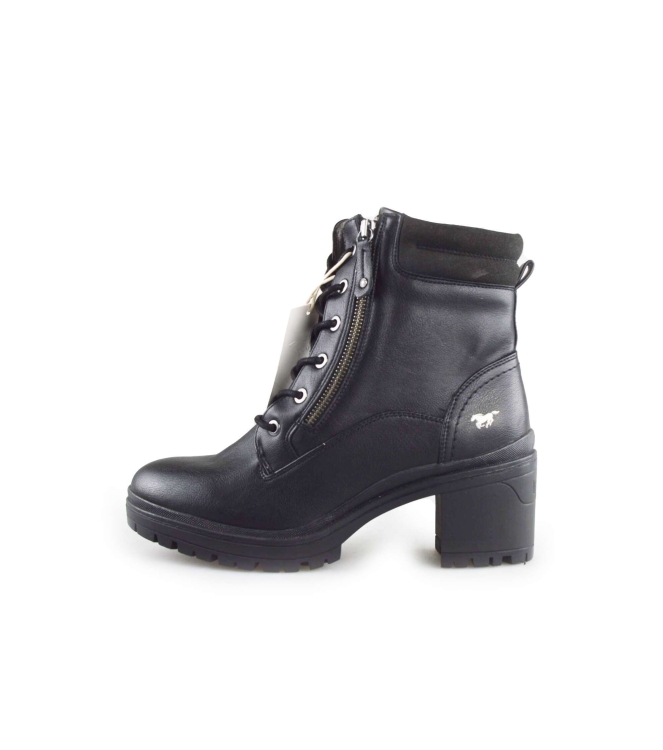 Mustang Schnürstiefel