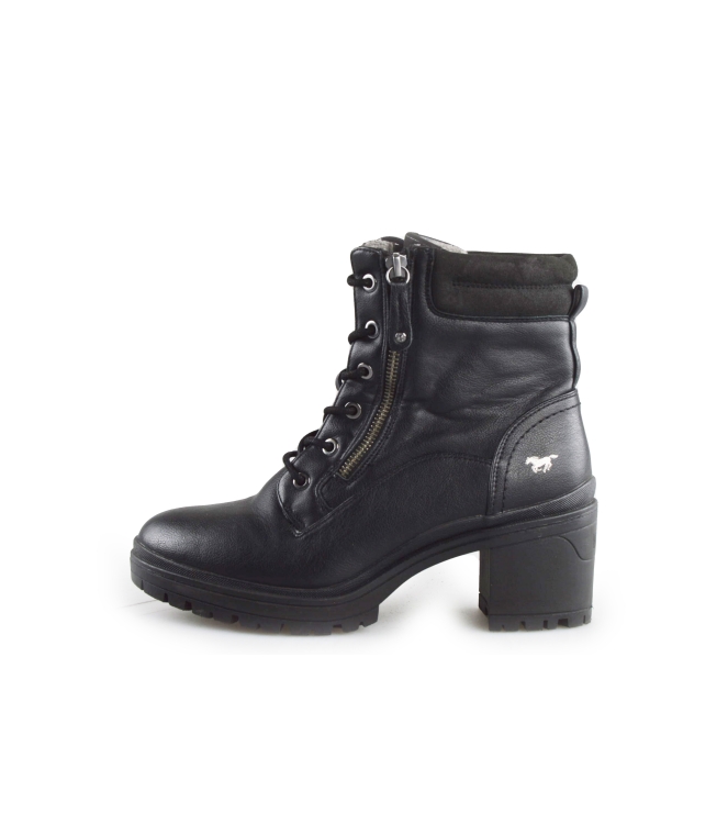 Mustang Schnürstiefel
