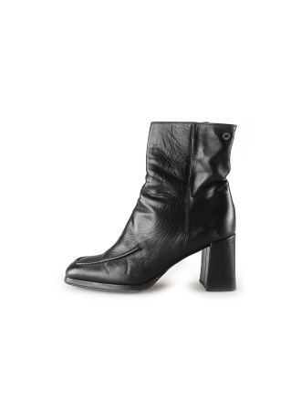Notre-V Stiefeletten Schwarz 190910
