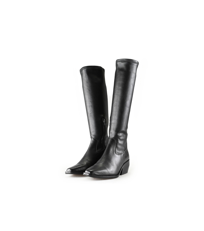 Omoda Stiefel
