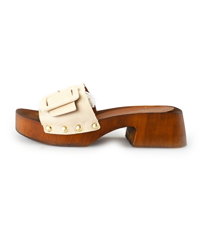 Notre-V Flip-Flops