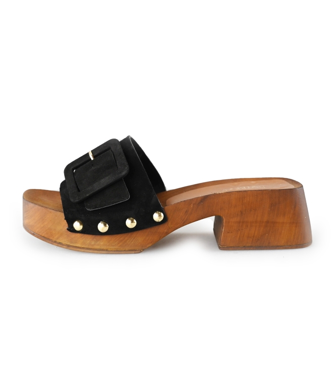 Notre-V Flip-Flops