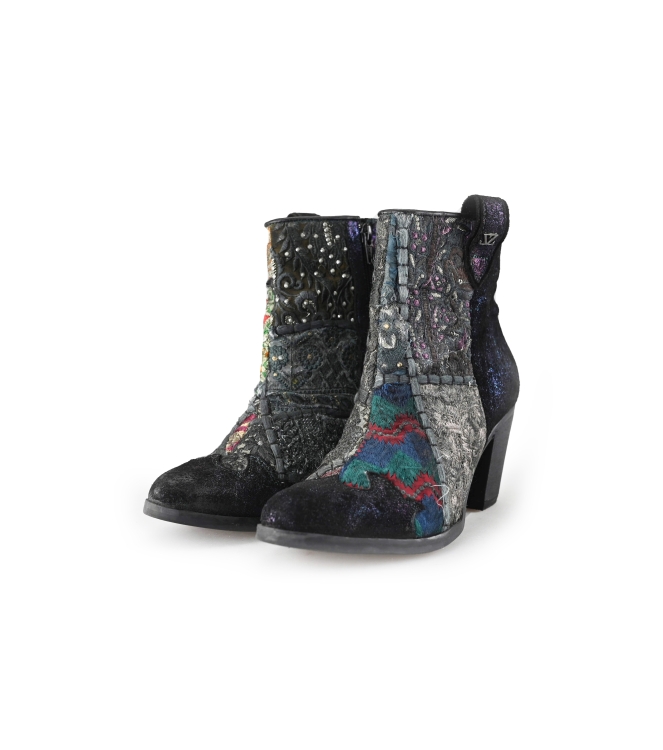 Lazamani Stiefeletten
