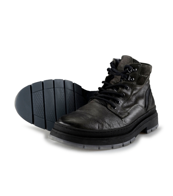 Outfielder Schnürstiefel