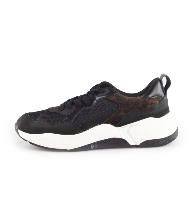 Bullboxer Sneaker