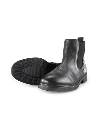 Maruti Chelsea boots