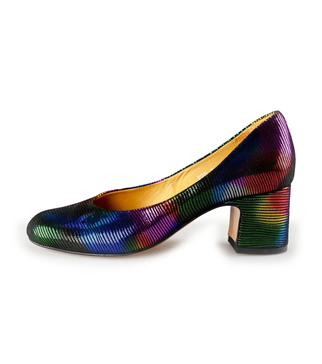 Audley pumps