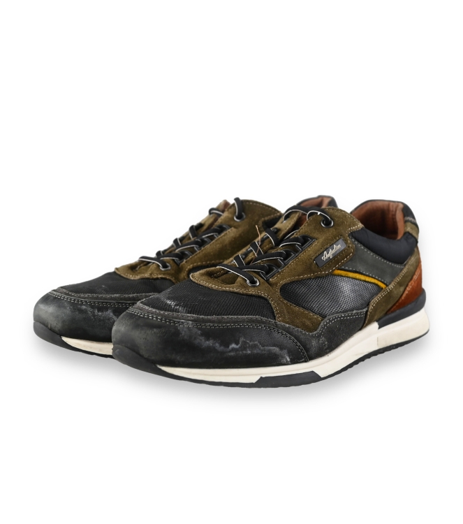 Australian Sneaker