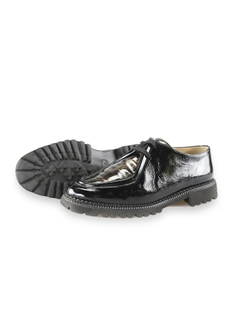 Brunate Schnürschuhe