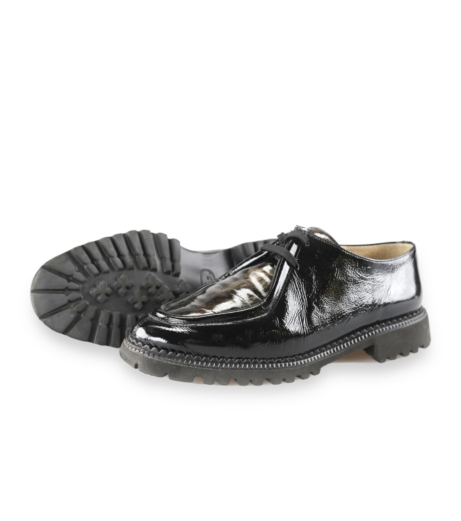 Brunate Schnürschuhe