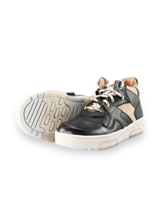 Keq Schnürschuhe