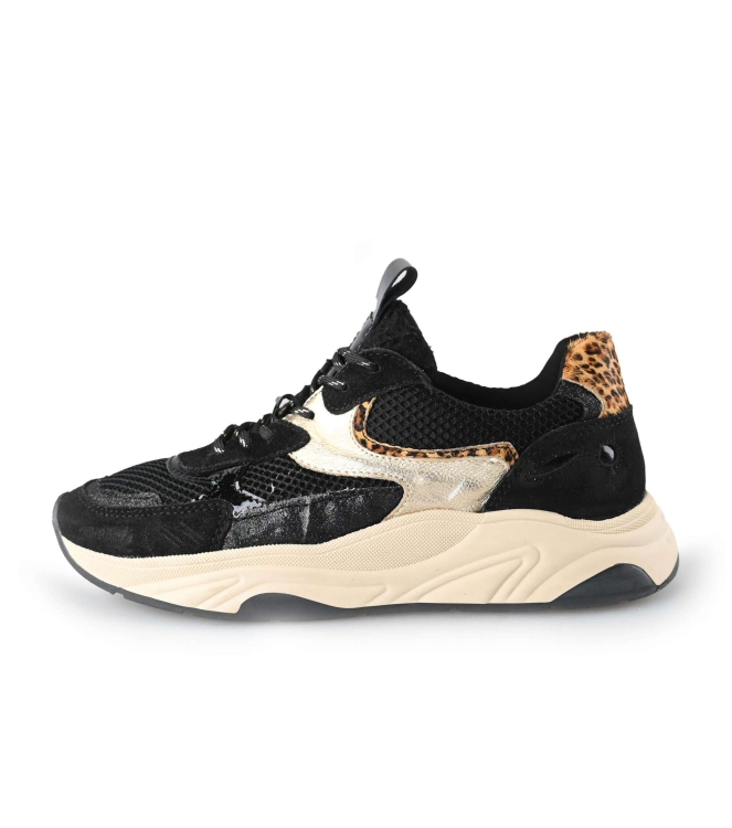 Lina Locchi Sneaker